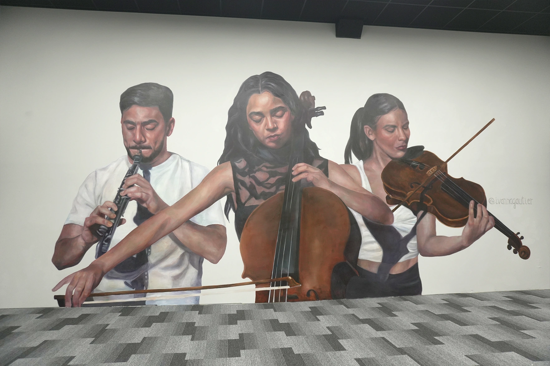 IBEROARTES-mural-artista-ivanna